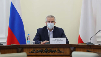Аксёнов недоволен уборкой подъездов в Крыму