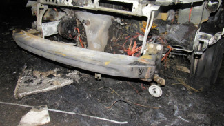 В Саках подожгли автомобиль из-за громкой сигнализации