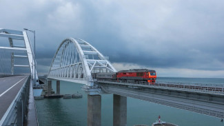 Более 800 тысяч пассажиров проехали по Крымскому мосту на поезде