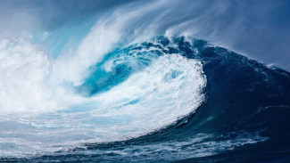 Волны до двух метров ожидаются у побережья от Керчи до Феодосии 