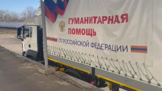 Более 600 тонн гуманитарной помощи отправили из Крыма на Донбасс
