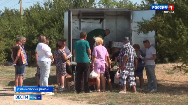 В отдалённые сёла Джанкойского района приезжает автолавка с продуктами