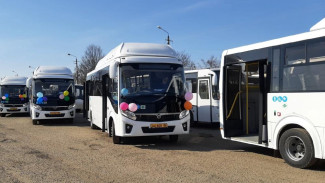 "Крымтроллейбус" продолжает выпуск новых и комфортабельных автобусов на городские и пригородные маршруты
