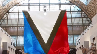 На Украине обвинили «Louis Vuitton» в поддержке СВО