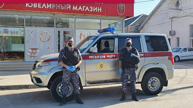 Иностранец пытался ограбить ювелирный магазин в Крыму