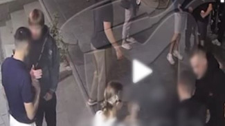 Сотрудники полиции проверяют информацию о драке в Судаке