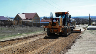 Грейдирование грунтовых дорог в Крыму завершат до 1 июня