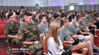 Крымские школьники прошли учебные сборы в патриотическом центре «Авангард» 