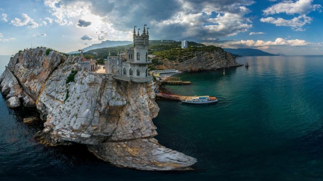 Делегация Запада в скором времени посетит Крым