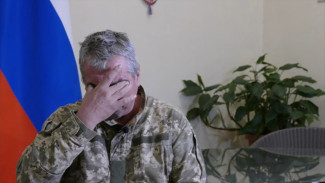 Украинский морпех не сдержал слез, когда Зеленский его «похоронил»