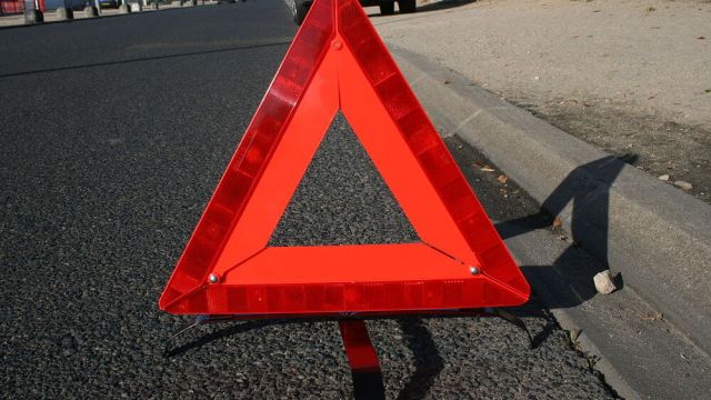 В Крыму автопоезд сбил легковушку, погиб человек