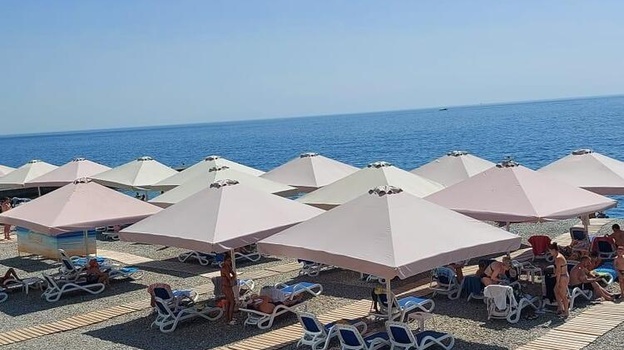 Власти расторгнут соглашения с пользователями пляжей в Алуште