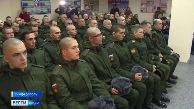 60 крымчан отправились на службу в Западный военный округ