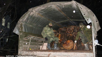 Очередную партию дров отправили военным из Симферополя