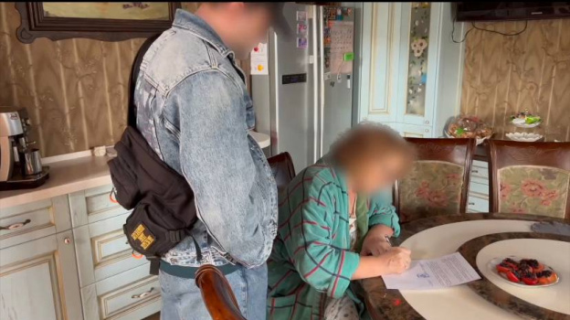 Жительница Севастополя передавала СБУ данные о военных объектах  