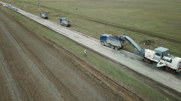 В Крыму начался масштабный ремонт дороги Евпатория – Черноморское