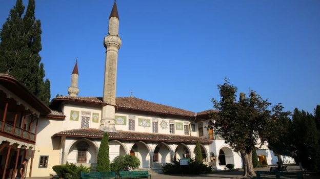 Ханскую мечеть в Бахчисарае реставрируют специалисты из Казани