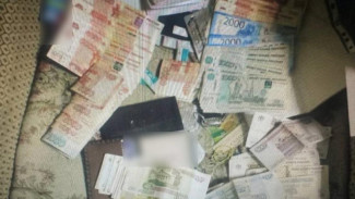 В Алуште задержали курьеров телефонных мошенников