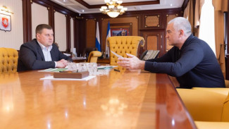 В Крыму продолжают устанавливать новые трансформаторные подстанции