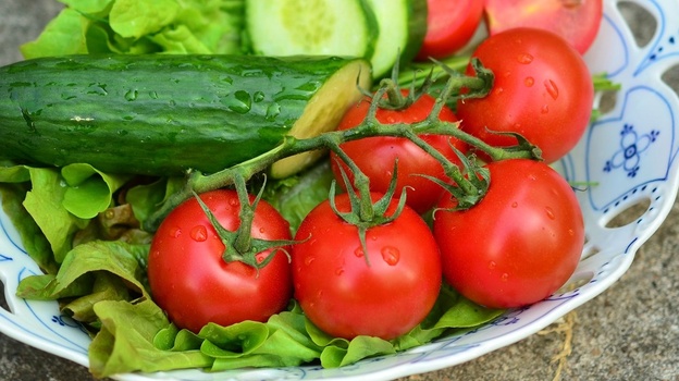 Можно ли покупать тепличные овощи в Крыму: мнение врача