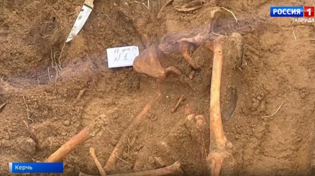 У братской могилы десантников Эльтингена в Керчи обнаружили ещё одно захоронение