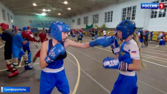 Сборная Крыма завоевала 41 медаль на международных соревнованиях по кикбоксингу в Новочебоксарске