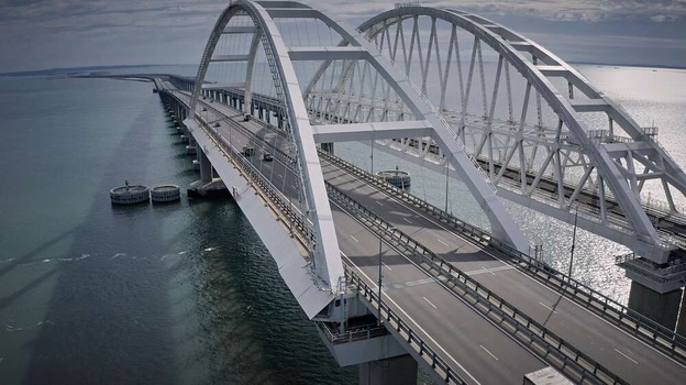 По Крымскому мосту проехало 14 млн автомобилей
