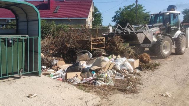 Чисто будет тогда, когда люди перестанут мусорить — глава Евпатории