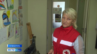 Жители прифронтовых регионов обращаются за помощью в симферопольский Красный Крест