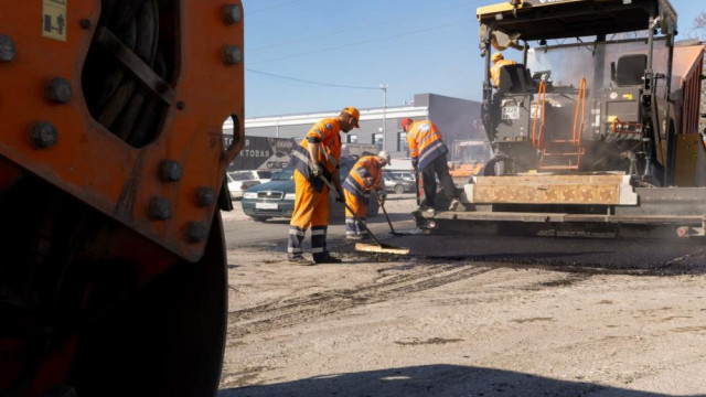 «Крымавтодору» выделили 1 миллиард рублей на дороги в Крыму