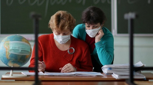 Крымские учителя стали чаще заражаться COVID-19
