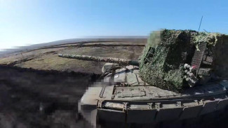 Экипажи танков Т-72Б3 Новороссийских десантников уничтожили укрепленный блиндаж с личным составом ВСУ