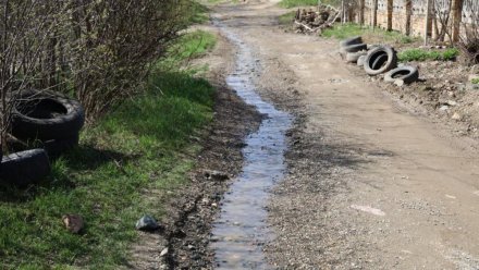 Жители симферопольского района жалуются на мусор, отсутствие дорог и канализации