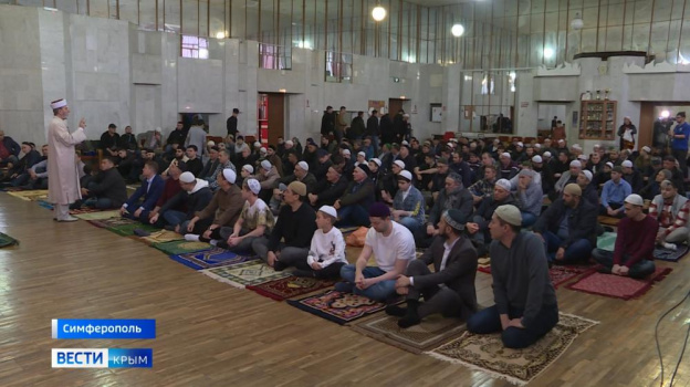 Мусульмане Крыма отмечают Ураза-байрам