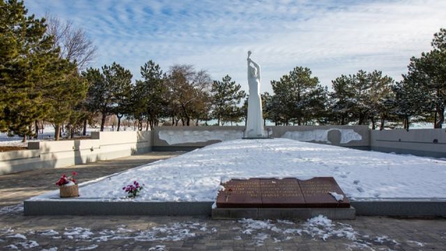 Отреставрирован симферопольский мемориал «Скорбящая мать»