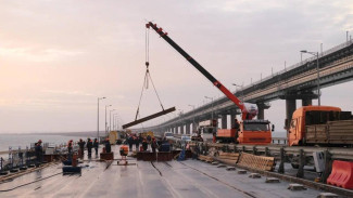 Все поврежденные пролеты Крымского моста восстановлены