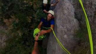 Мужчину спасли со склона Шайтан-Дере в Судаке