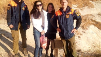Две девушки заблудились в горах Крыма