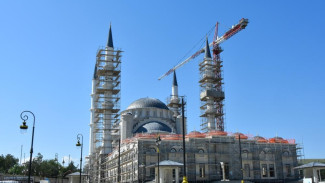 Строительство Соборной мечети Крыма приближается к завершению — Аксёнов