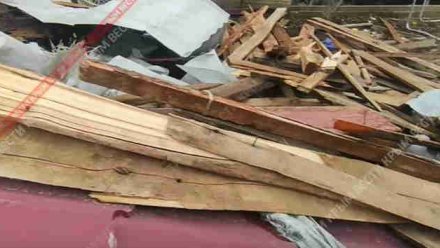 В Нижнегорском районе в доме семьи инвалидов ветром снесло крышу