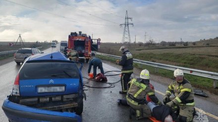 В Крыму за год сотрудники МЧС России спасли более 80 человек в ДТП 