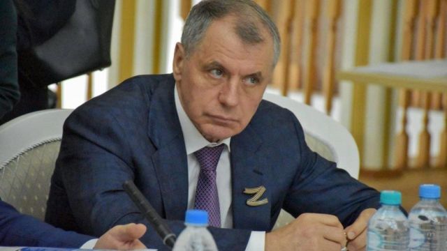 Население Украины превращают в лишённую какой-либо собственной идентичности биомассу — Константинов