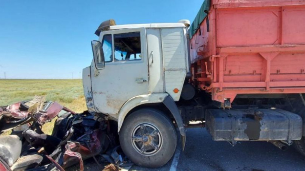 Водитель «КАМАЗа» спровоцировал смертельное ДТП в Крыму