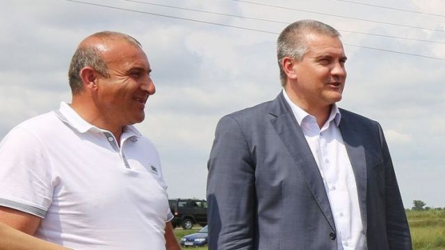 Аксёнов поздравил главу администрации Симферопольского района