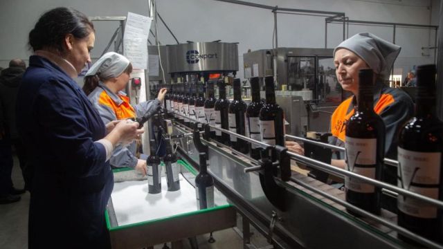 В Крыму приватизируют винзавод украинских собственников