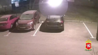 В Керчи задержали мужчину, который поджег автомобиль пенсионерки