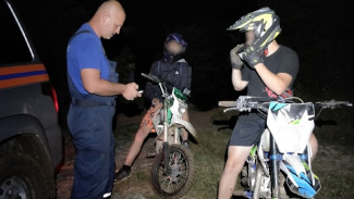 Два подроста-байкера ночью заблудились в горах Крыма