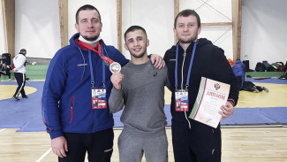 Борцы из Крыма завоевали две медали на чемпионате России