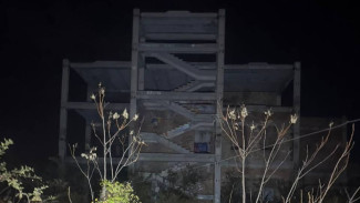 В Ялте проводят проверку по факту падения подростка с 4 этажа заброшенного здания