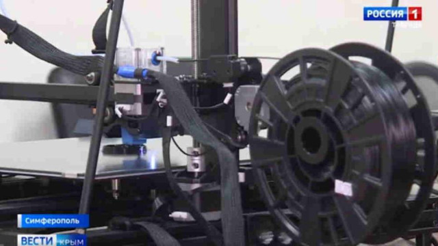 Крымские волонтеры печатают на 3D-принтере детали для квадрокоптеров